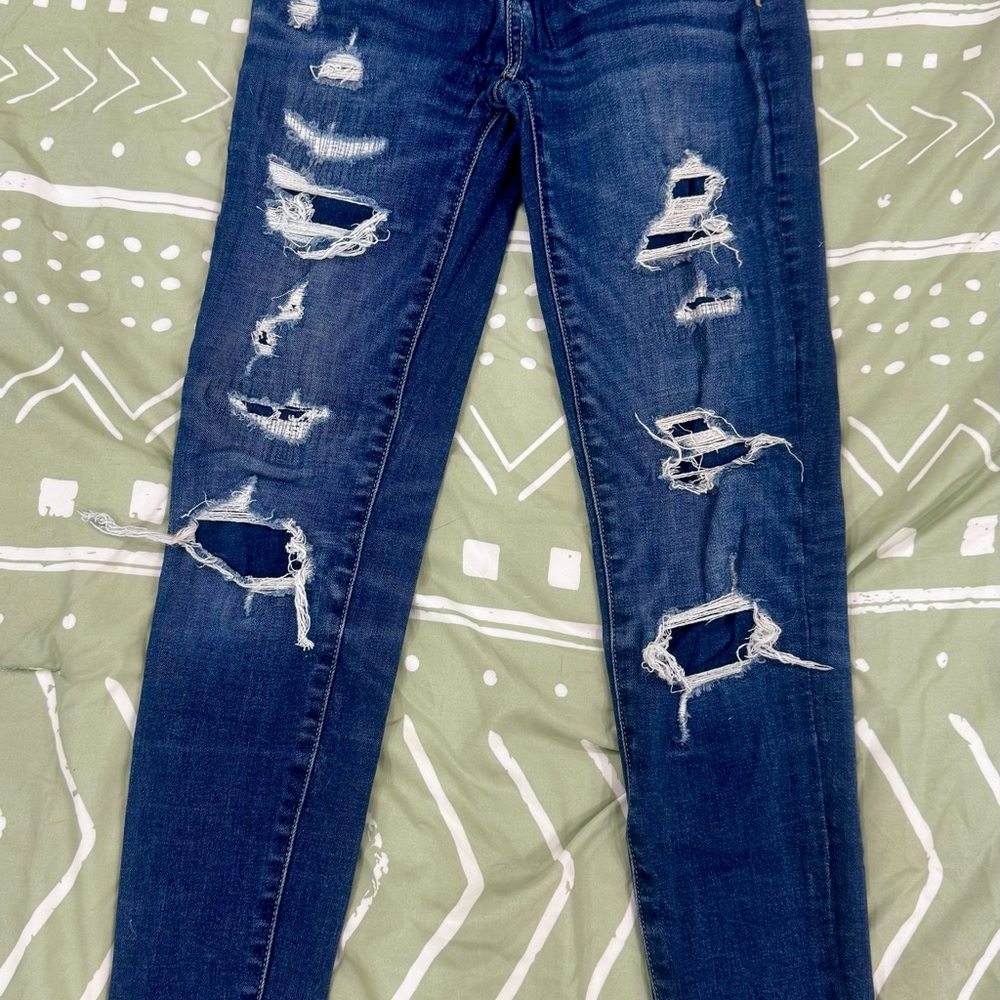 American Eagle Outfitters Dark Blue Distressed Skinny Jeans